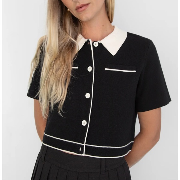 OAK + FORT Cropped Knit Contrast Trim top - Picture 2 of 6